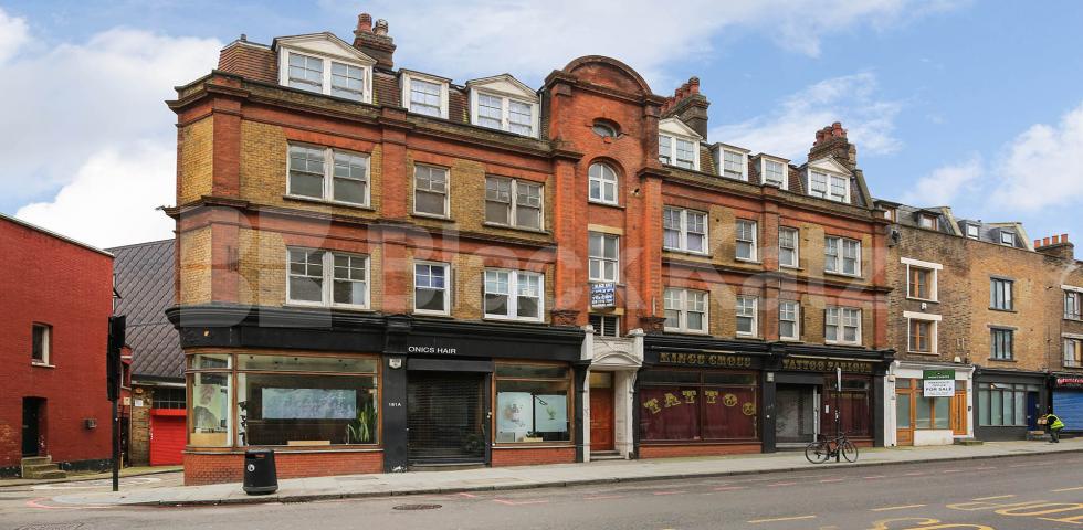 			NEW INSTRUCTION !, 1 Bedroom, 1 bath, 1 reception Flat			 Kings Cross Road, KINGS CROSS 